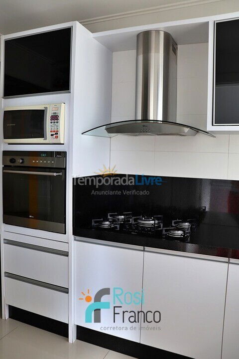 Apartment for vacation rental in Itapema (Centro)