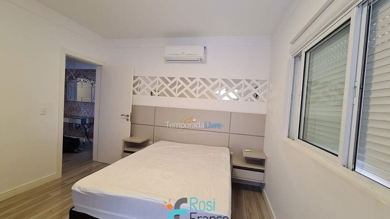 Apartamento para alquiler de vacaciones em Itapema (Meia Praia Quadra do Mar)