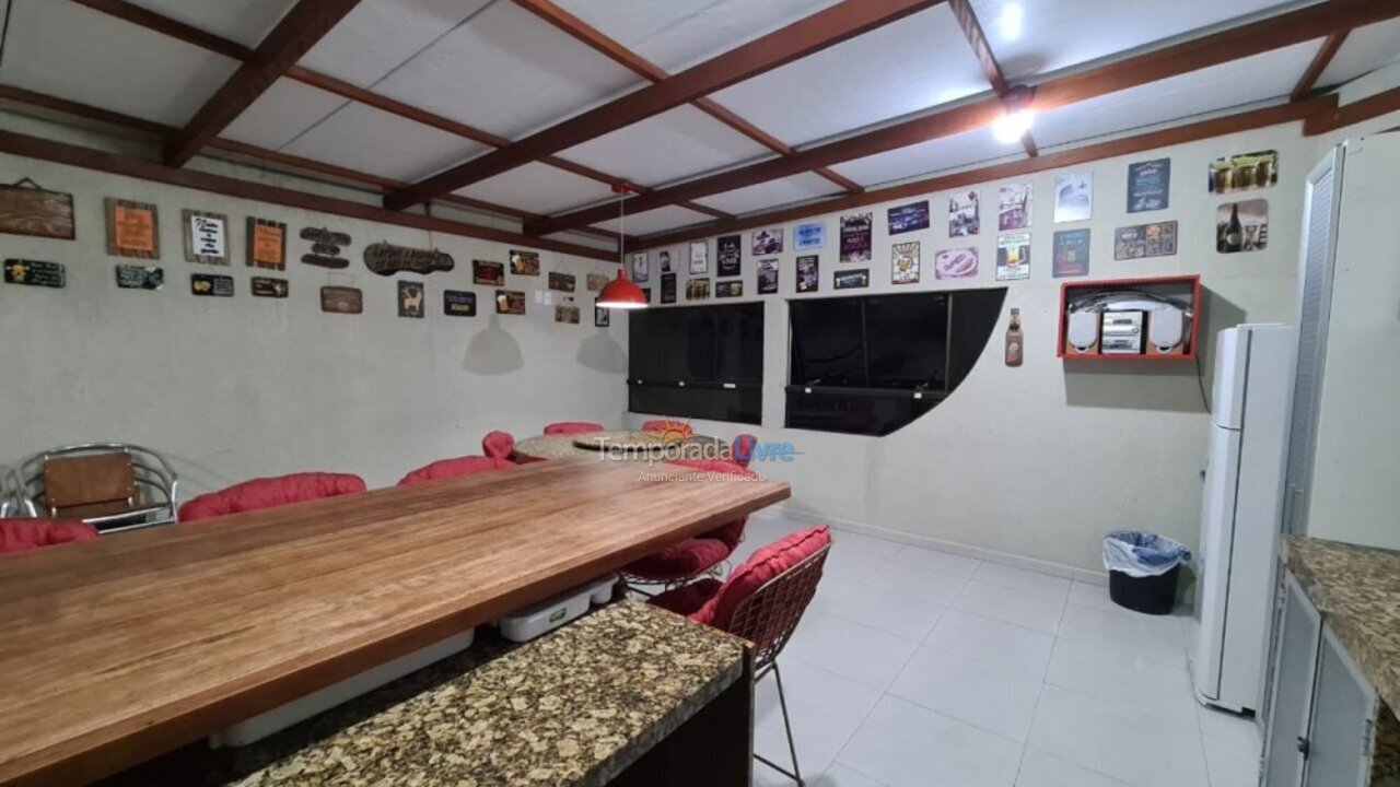 Apartamento para alquiler de vacaciones em Bombinhas (Praia de Bombas)