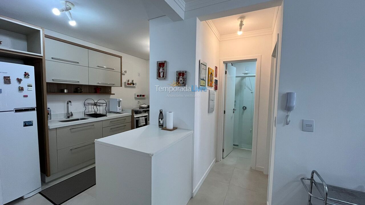 Apartamento para aluguel de temporada em Florianopolis (Praia dos Ingleses)