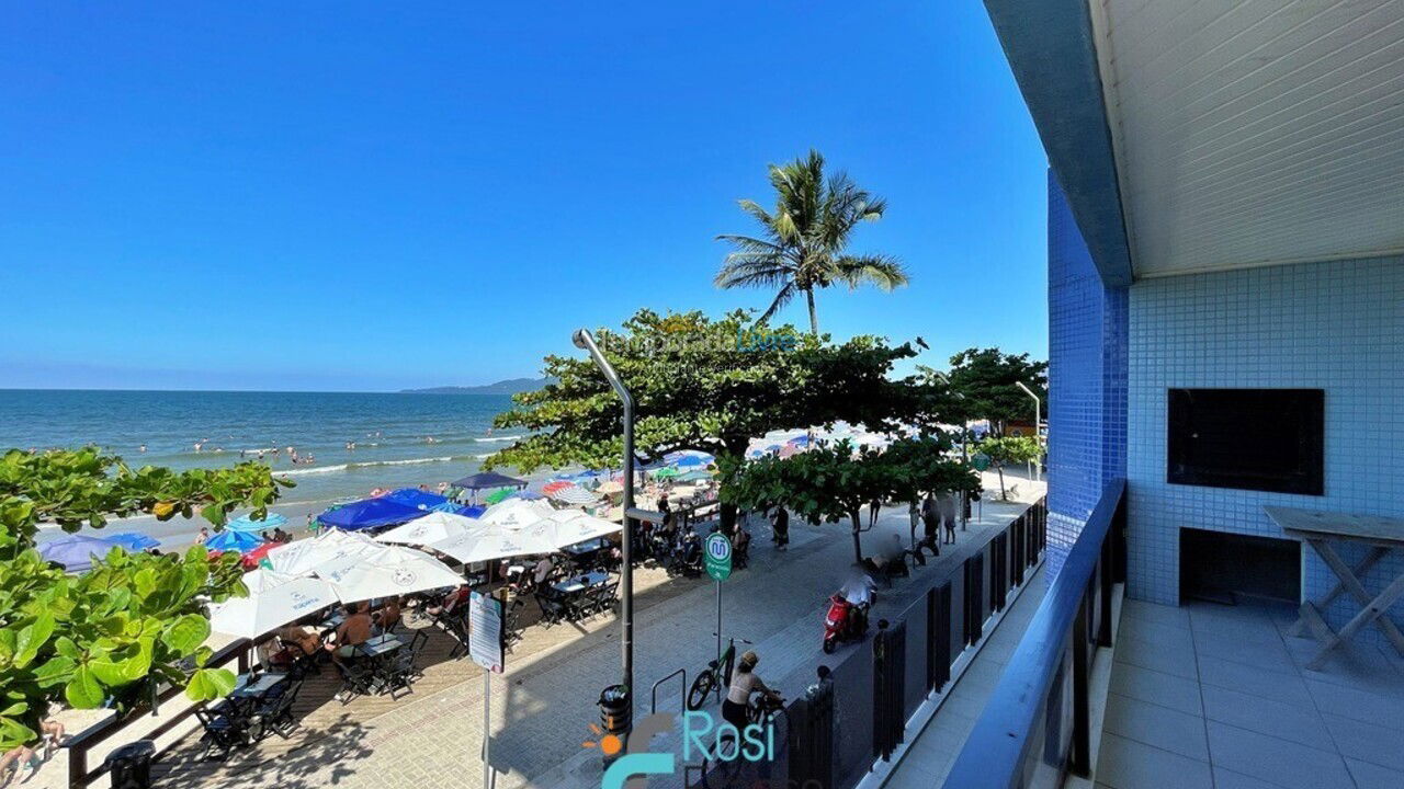 Apartamento para aluguel de temporada em Itapema (Meia Praia Frente Mar)
