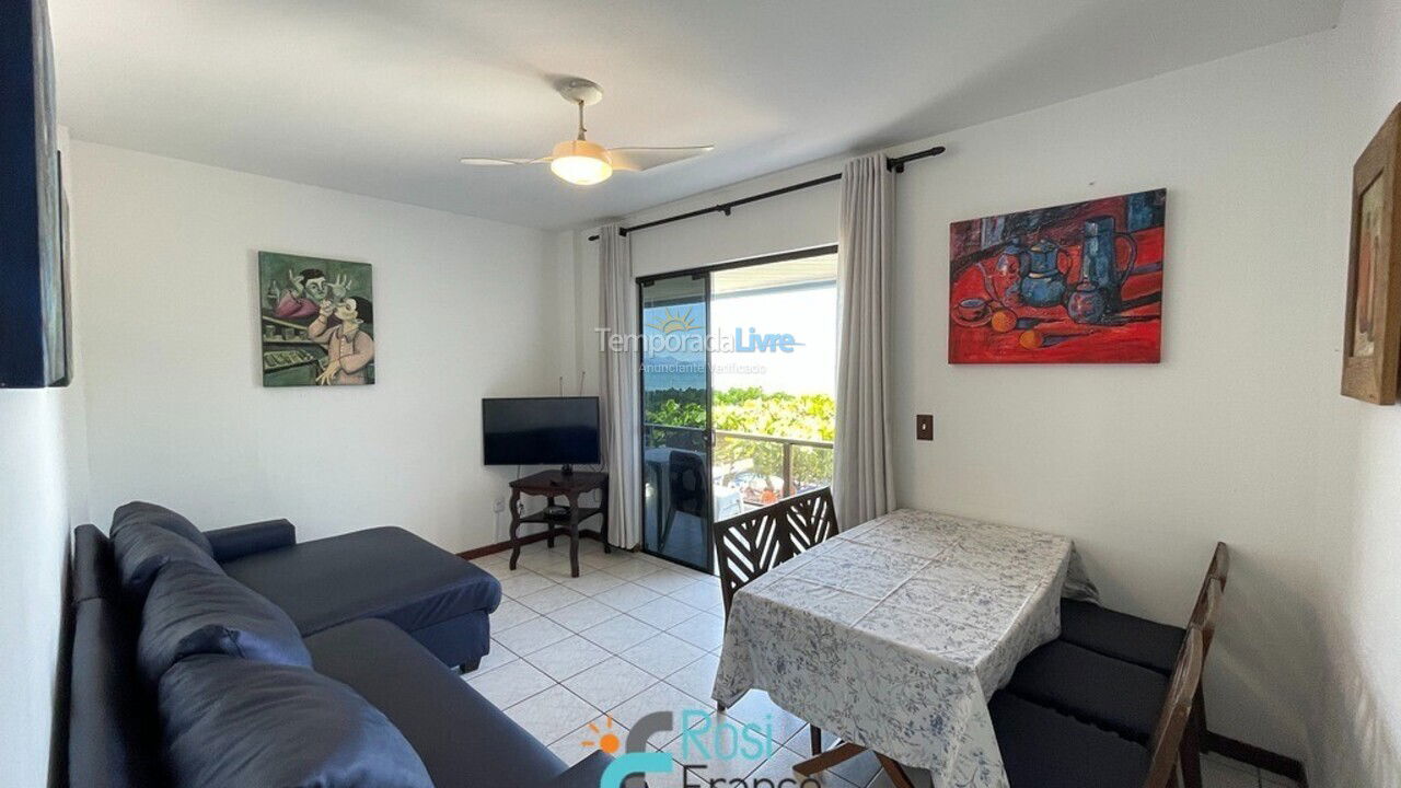 Apartamento para aluguel de temporada em Itapema (Meia Praia Frente Mar)