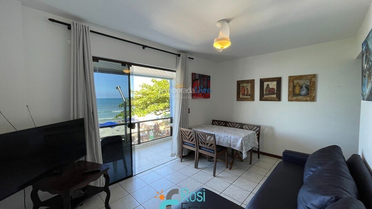 Apartamento para aluguel de temporada em Itapema (Meia Praia Frente Mar)