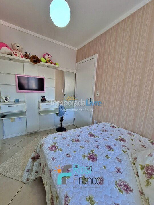 Apartamento para alquiler de vacaciones em Itapema (Meia Praia Quadra do Mar)