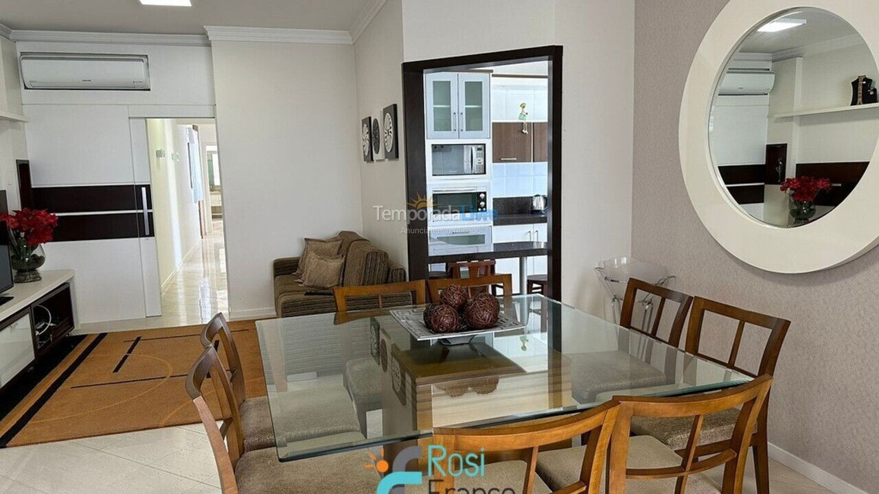 Apartment for vacation rental in Itapema (Meia Praia)