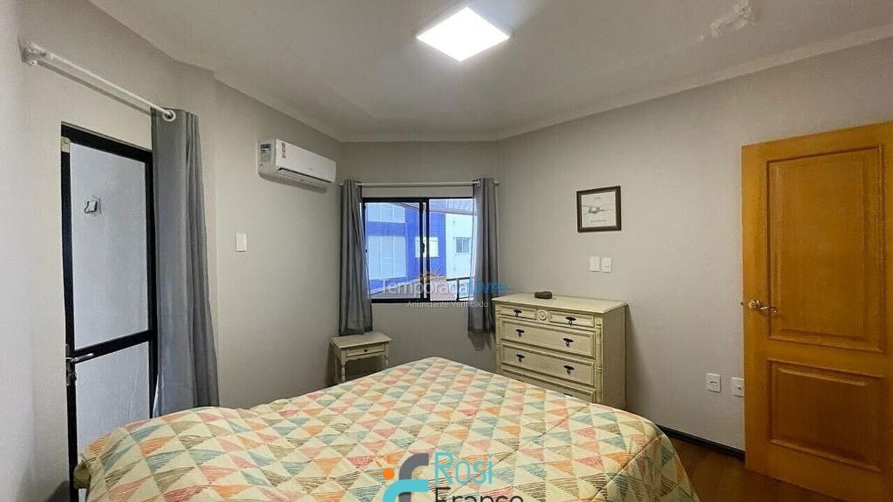 Apartamento para aluguel de temporada em Itapema (Meia Praia)