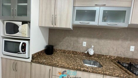 Apartamento 2 dormitórios Meia Praia