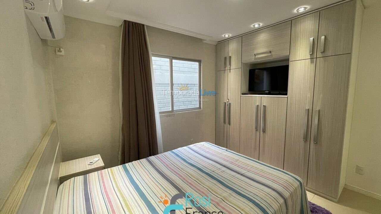 Apartamento para alquiler de vacaciones em Itapema (Meia Praia Quadra do Mar)