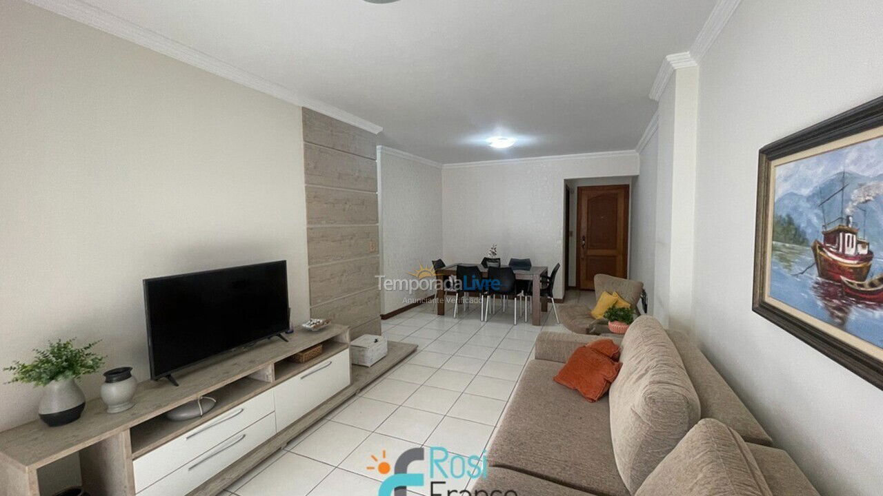 Apartamento para aluguel de temporada em Itapema (Meia Praia Quadra do Mar)