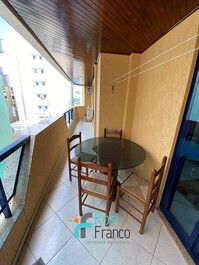 Apartamento 3 quartos vista mar Meia Praia SC