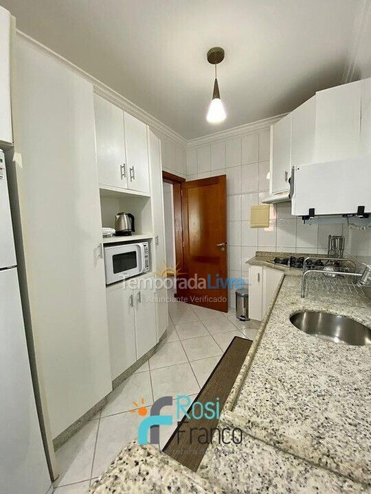 Apartamento para alquiler de vacaciones em Itapema (Meia Praia Frente Mar)