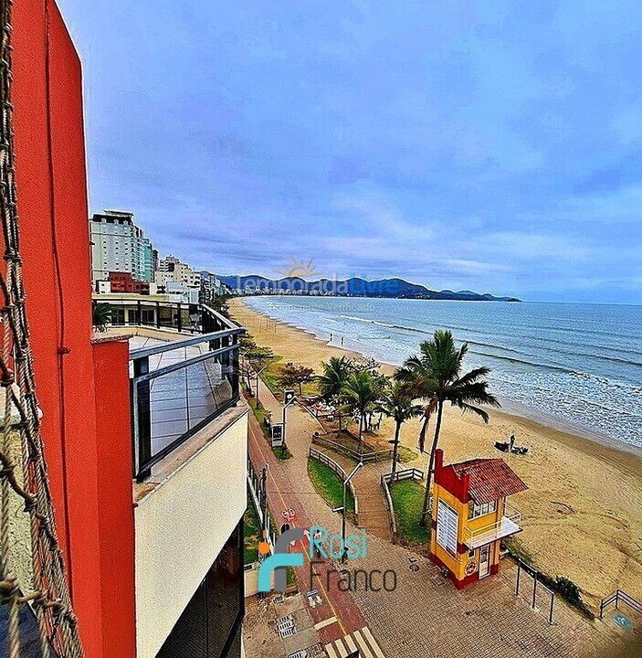 Apartamento para aluguel de temporada em Itapema (Meia Praia Frente Mar)