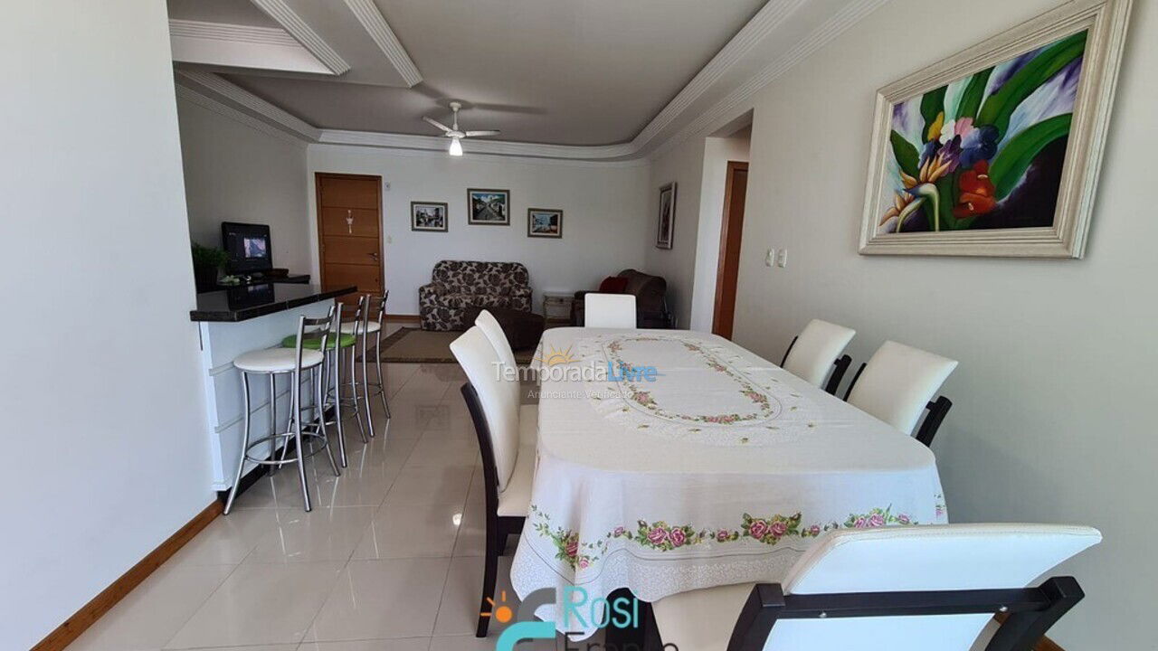 Apartment for vacation rental in Itapema (Centro Frente Mar)