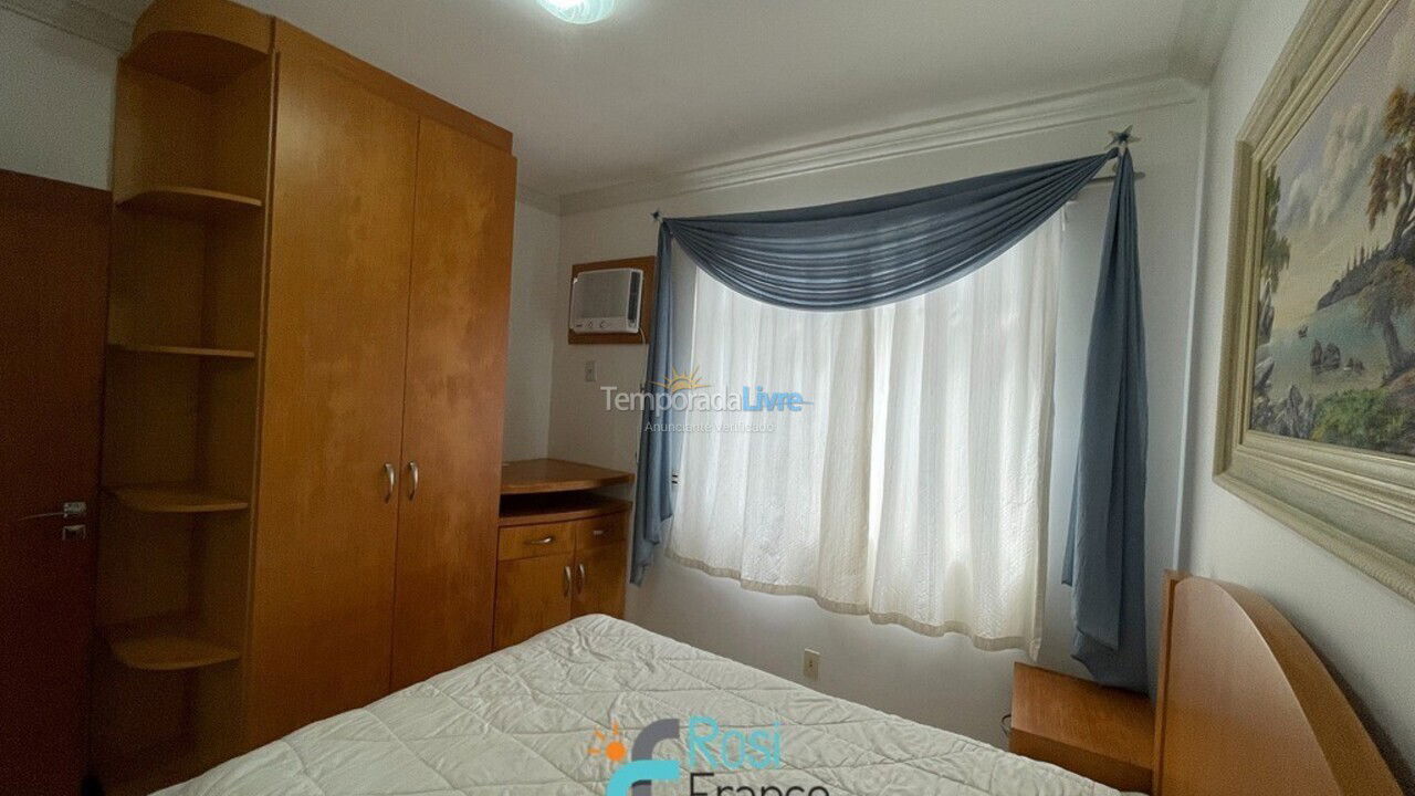 Apartamento para aluguel de temporada em Itapema (Centro Frente Mar)