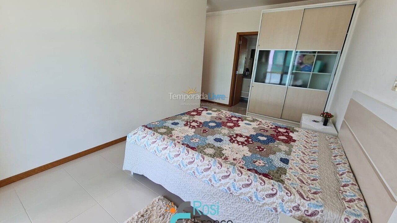 Apartamento para aluguel de temporada em Itapema (Centro Frente Mar)