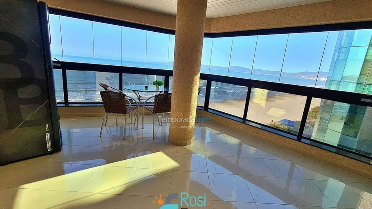 Apartment for vacation rental in Itapema (Meia Praia Frente Mar)