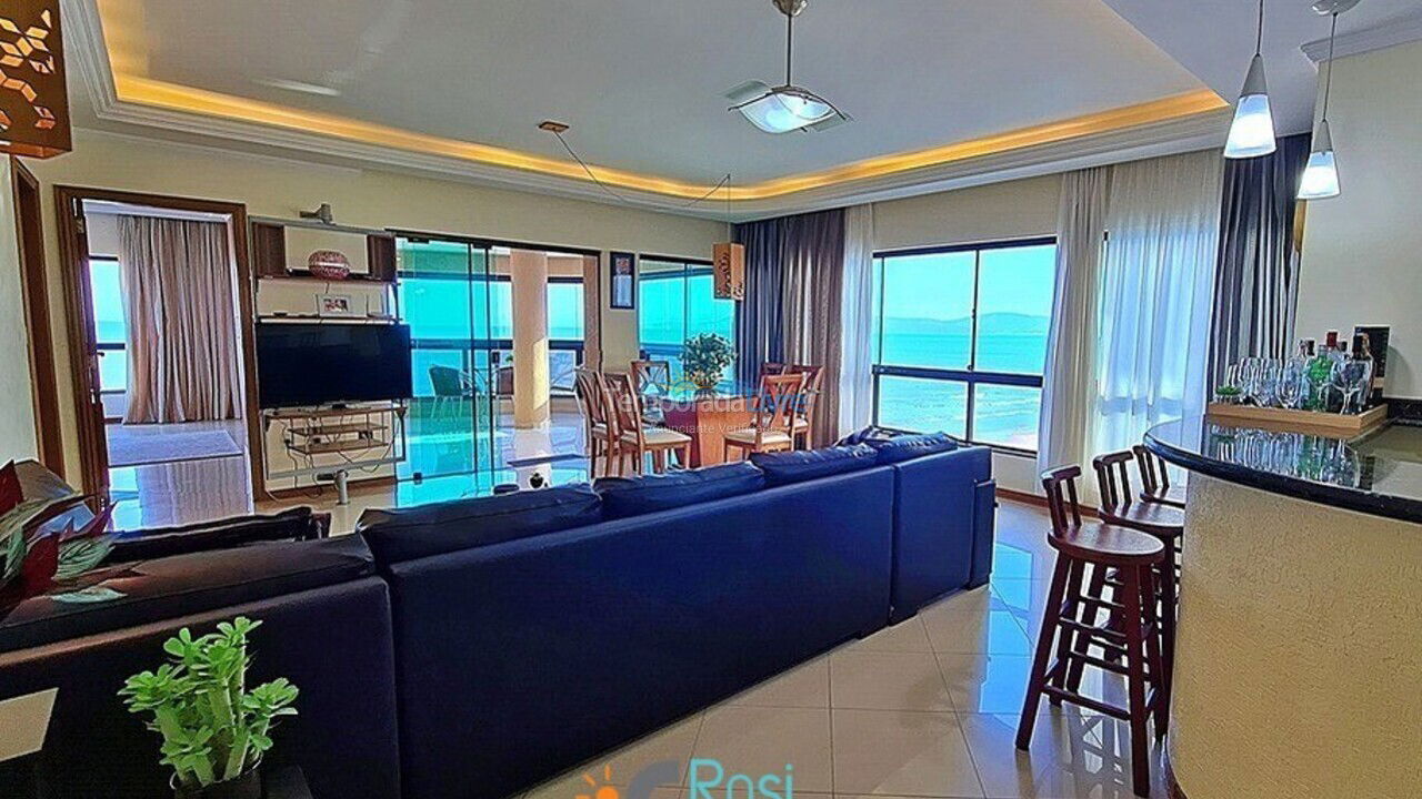 Apartment for vacation rental in Itapema (Meia Praia Frente Mar)