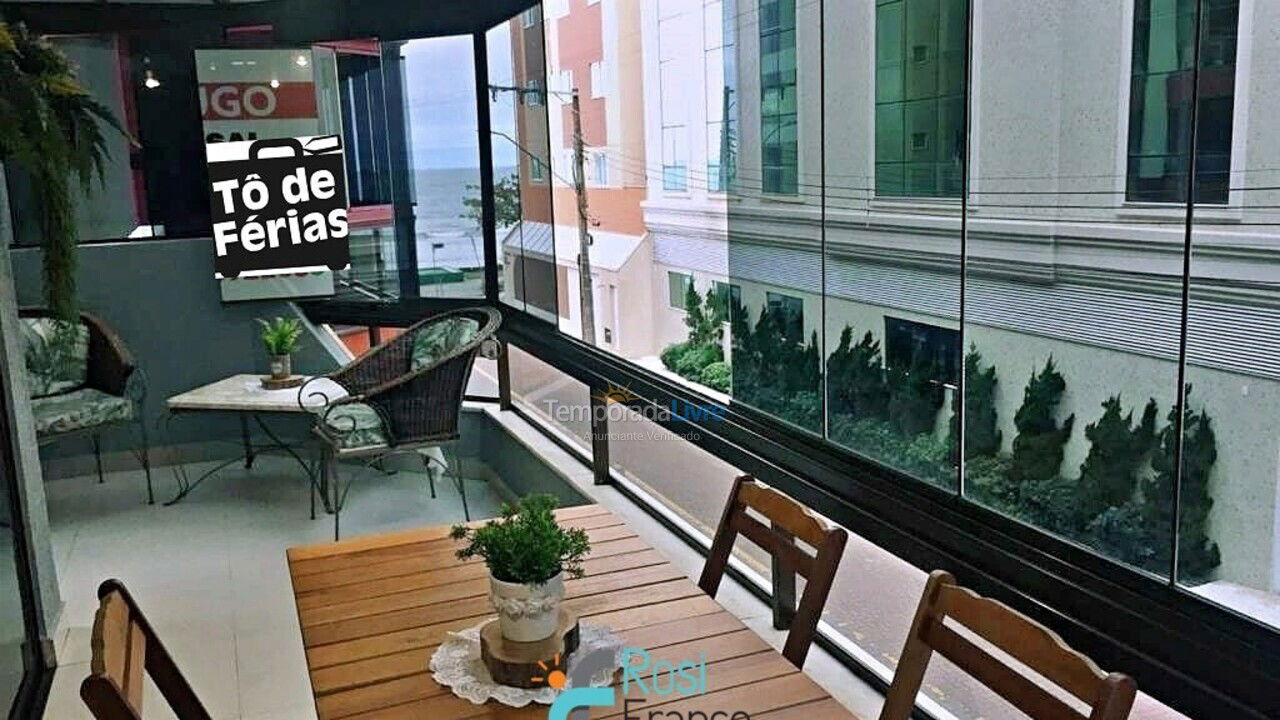 Apartamento para aluguel de temporada em Itapema (Meia Praia Quadra do Mar)