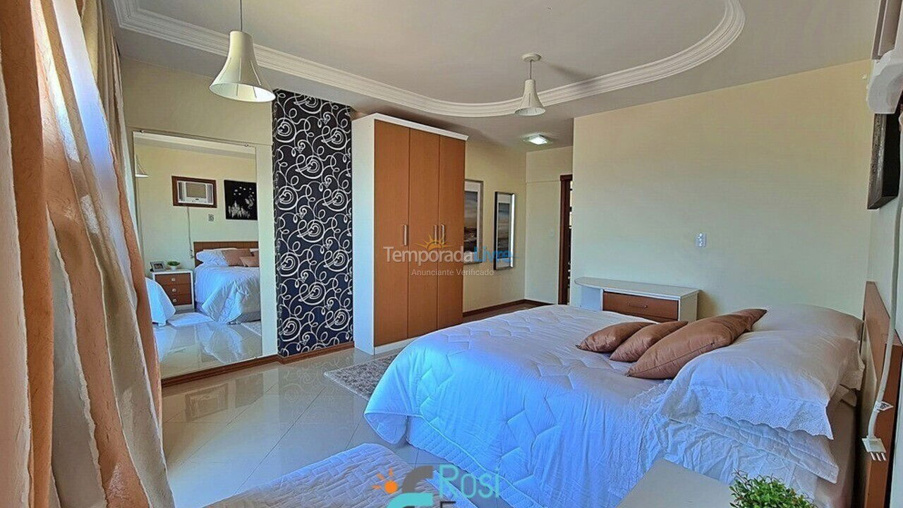 Apartment for vacation rental in Itapema (Meia Praia Frente Mar)
