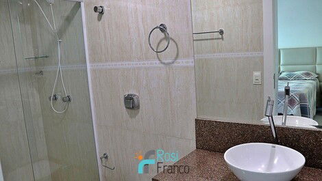 Apartamento 4 suítes frente mar Itapema centro SC