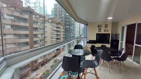 Apartamento 3 habitaciones, 2 plazas de aparcamiento Meia Praia SC