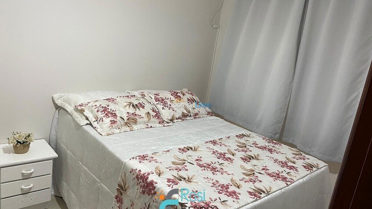 Apartamento para aluguel de temporada em Itapema (Meia Praia Quadra do Mar)