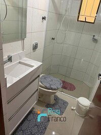 Apartamento 3 dormitórios vista mar Meia Praia SC