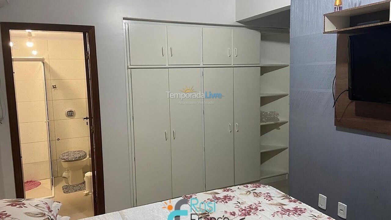 Apartamento para alquiler de vacaciones em Itapema (Meia Praia Quadra do Mar)