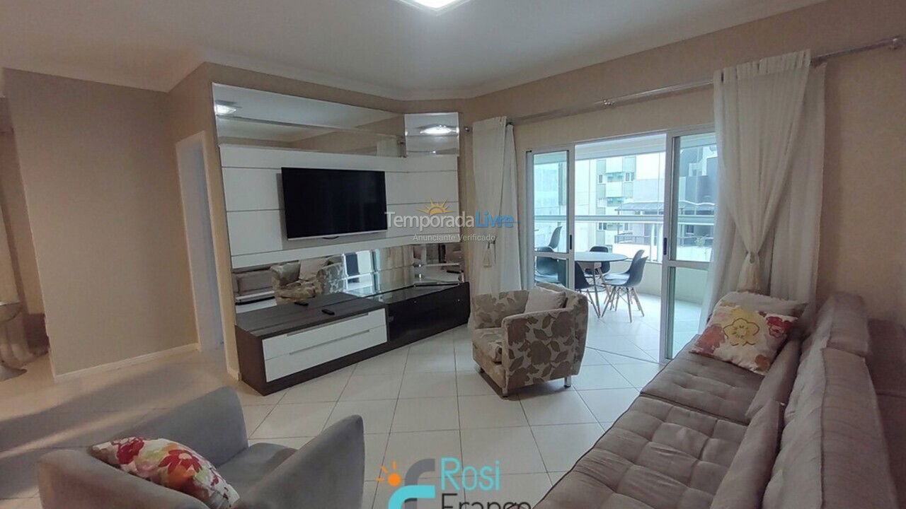 Apartamento para aluguel de temporada em Itapema (Meia Praia Quadra do Mar)