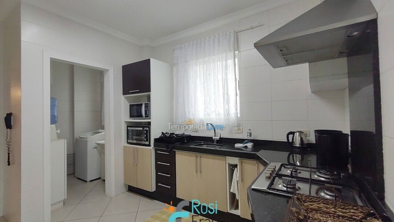 Apartamento para alquiler de vacaciones em Itapema (Meia Praia Quadra do Mar)