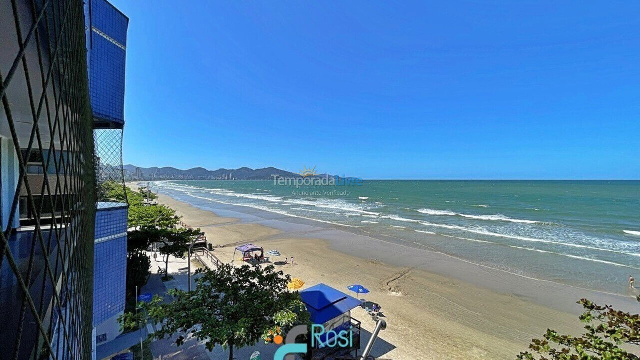 Apartment for vacation rental in Itapema (Meia Praia Frente Mar)