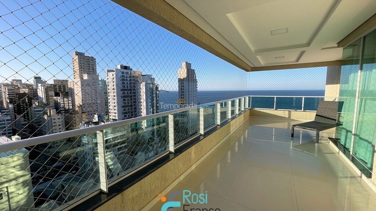 Apartamento para aluguel de temporada em Itapema (Meia Praia Segunda Quadra Mar)