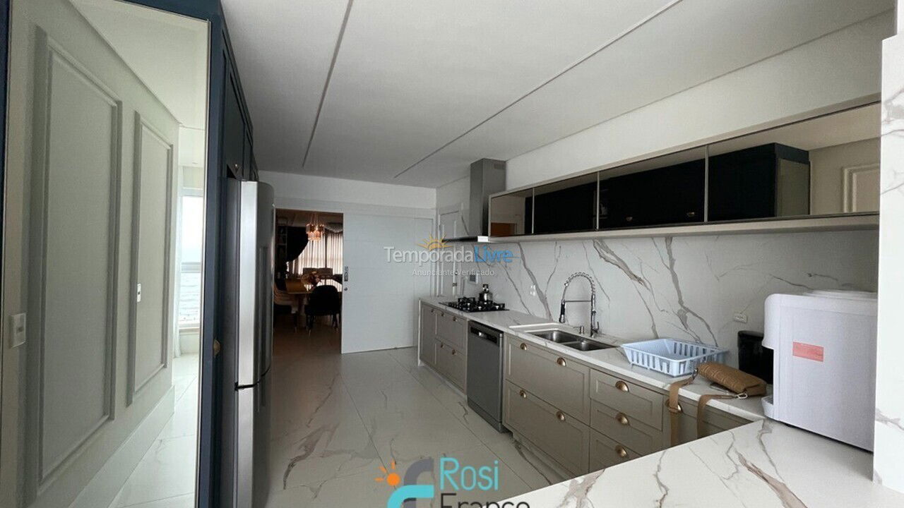 Apartamento para alquiler de vacaciones em Itapema (Meia Praia)