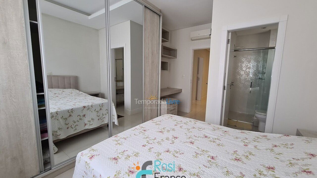 Apartment for vacation rental in Itapema (Meia Praia Quadra do Mar)