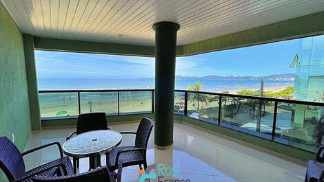 4 bedroom apartment facing the sea Itapema Meia Praia SC