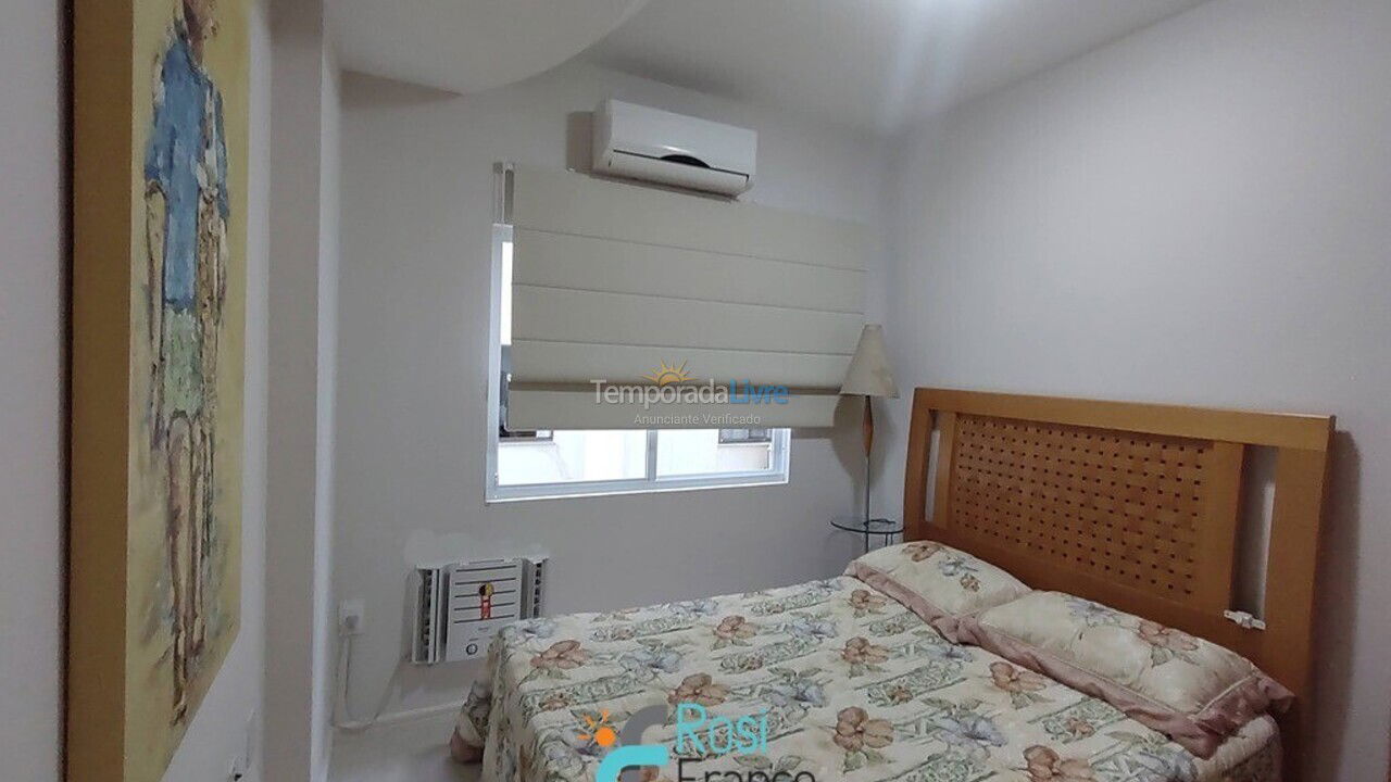 Apartamento para aluguel de temporada em Itapema (Meia Praia Frente Mar)