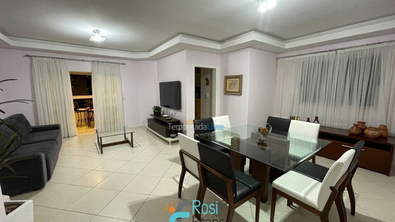 Apartment for vacation rental in Itapema (Meia Praia Quadra do Mar)