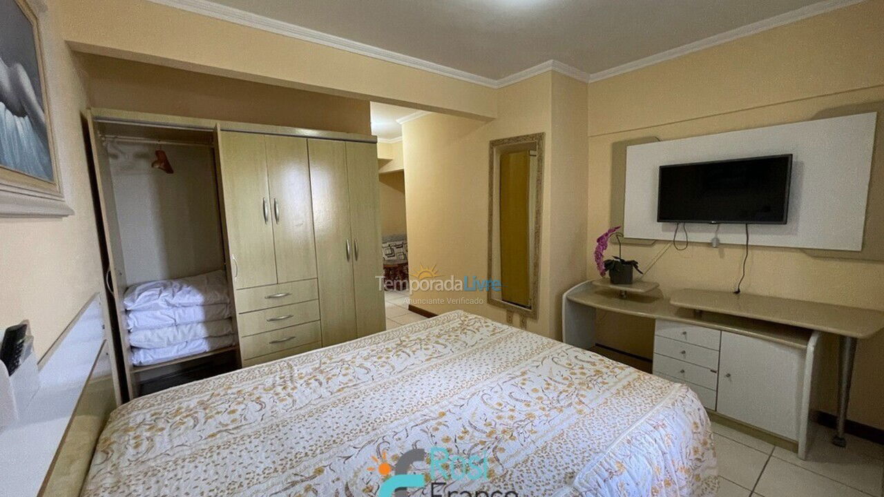 Apartamento para alquiler de vacaciones em Itapema (Meia Praia Quadra do Mar)