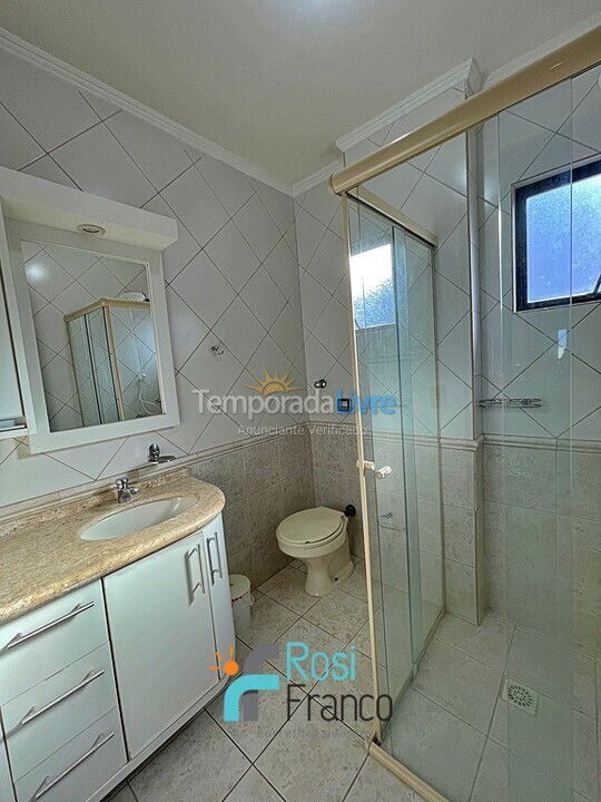 Apartment for vacation rental in Itapema (Meia Praia Quadra do Mar)