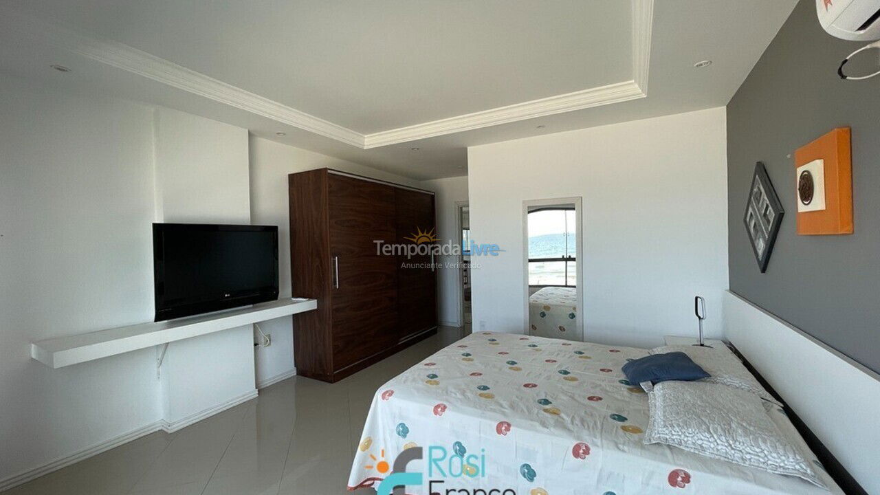 Apartment for vacation rental in Itapema (Meia Praia)