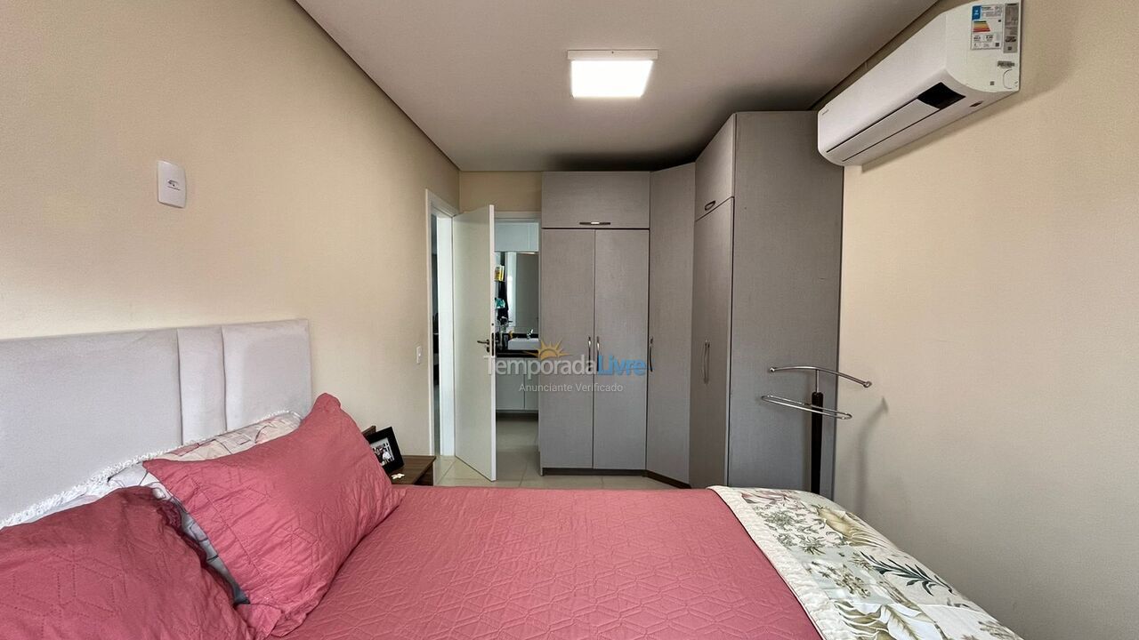 Apartamento para aluguel de temporada em Florianopolis (Praia dos Ingleses)