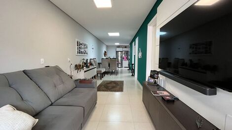 400m from the Beach - COMPLETE Apartment - Ingleses Sul - up to 6 people