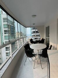 Apartamento 3 Suites. Excelente ubicación