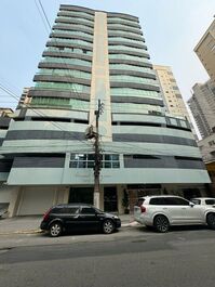 Apartamento 3 Suites. Excelente Localização