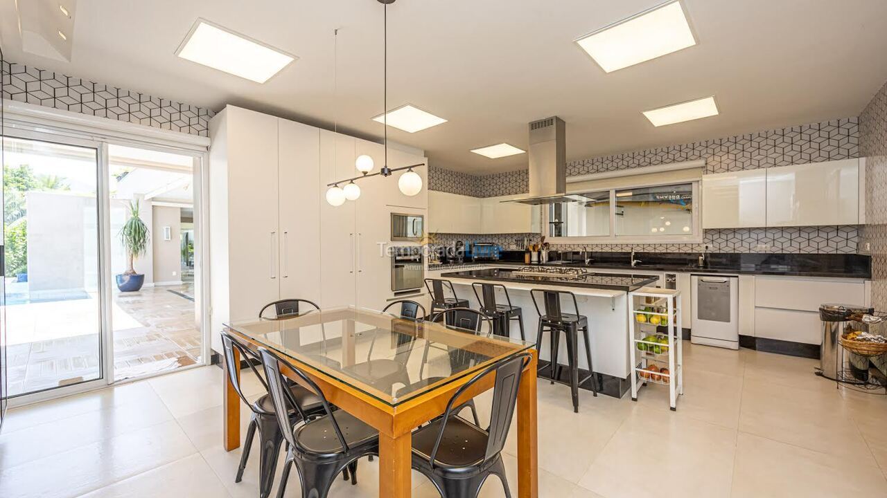 Casa para aluguel de temporada em Rio de Janeiro (Barra da Tijuca)