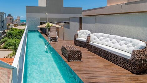 High standard penthouse with lap pool