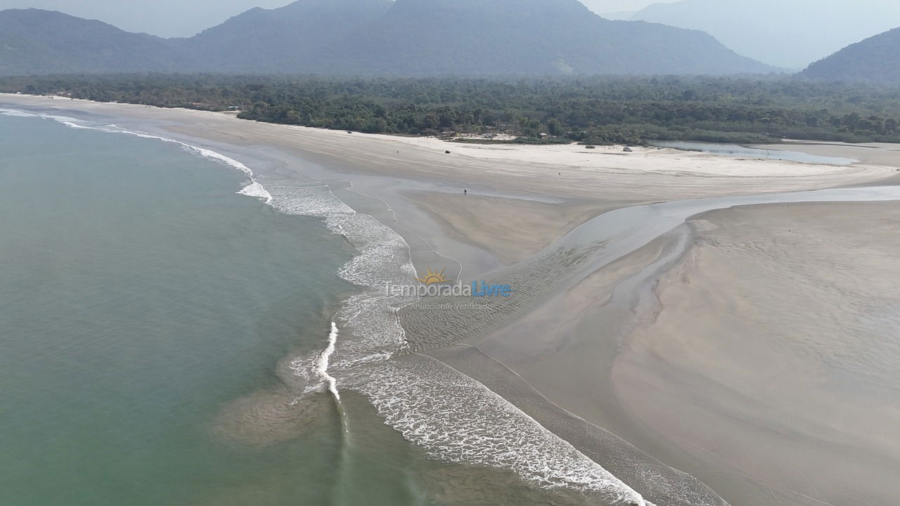 Casa para aluguel de temporada em Ubatuba (Ubatumirim)