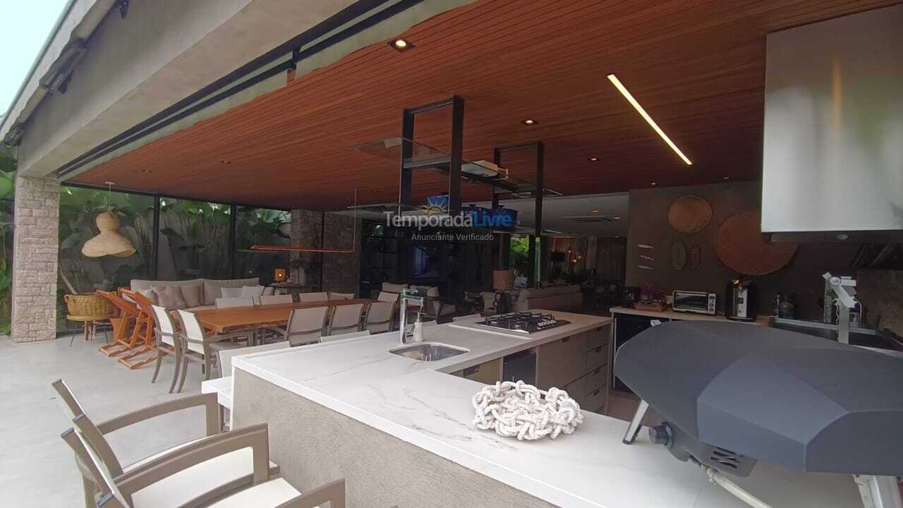 House for vacation rental in São Sebastião (Praia da Baleia)