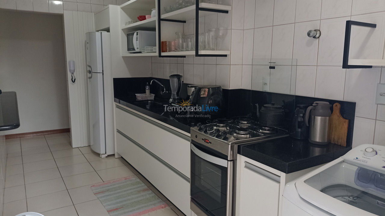 Apartamento para alquiler de vacaciones em Itapema (Meia Praia)