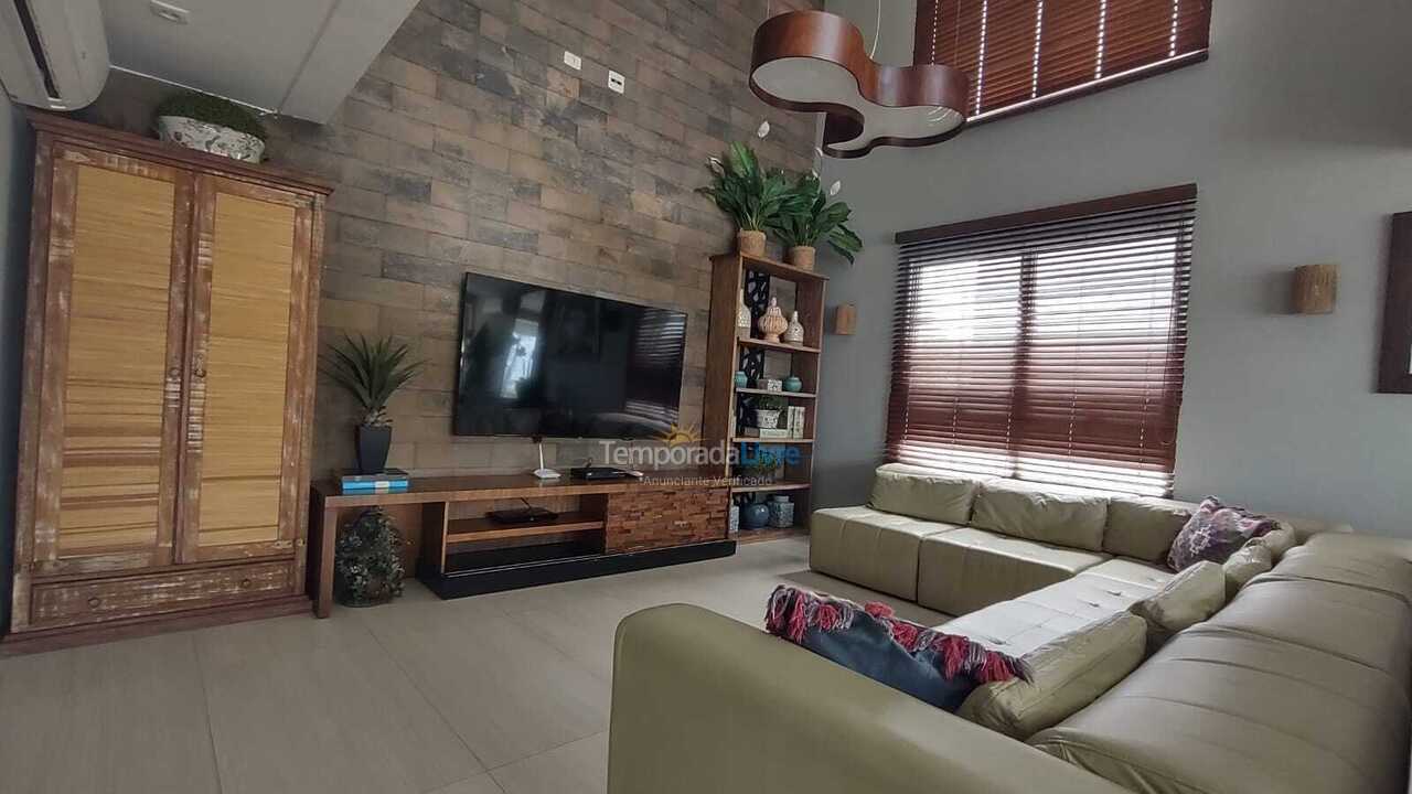 Casa para aluguel de temporada em São Sebastião (Juquehy)